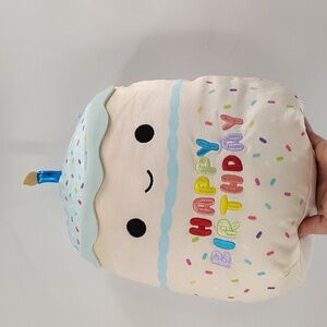 Squishmallows Kiks Happy Birthday Cake Plus Toy 12"